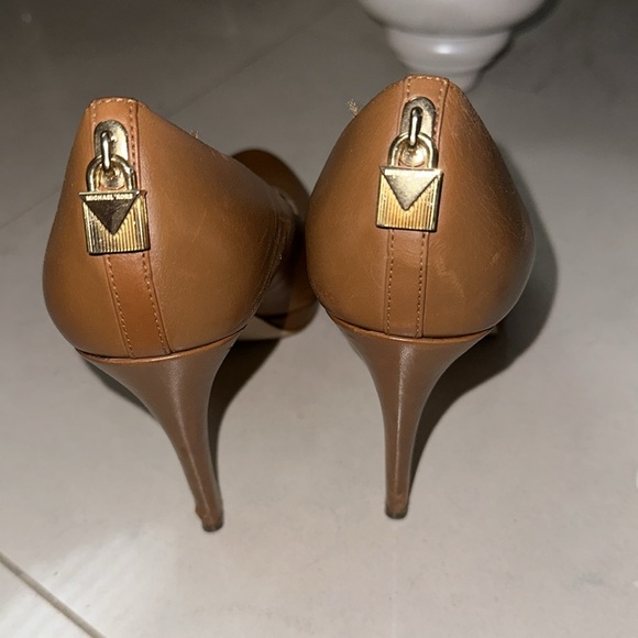 Michael Kors Heels - Picture 6 of 7